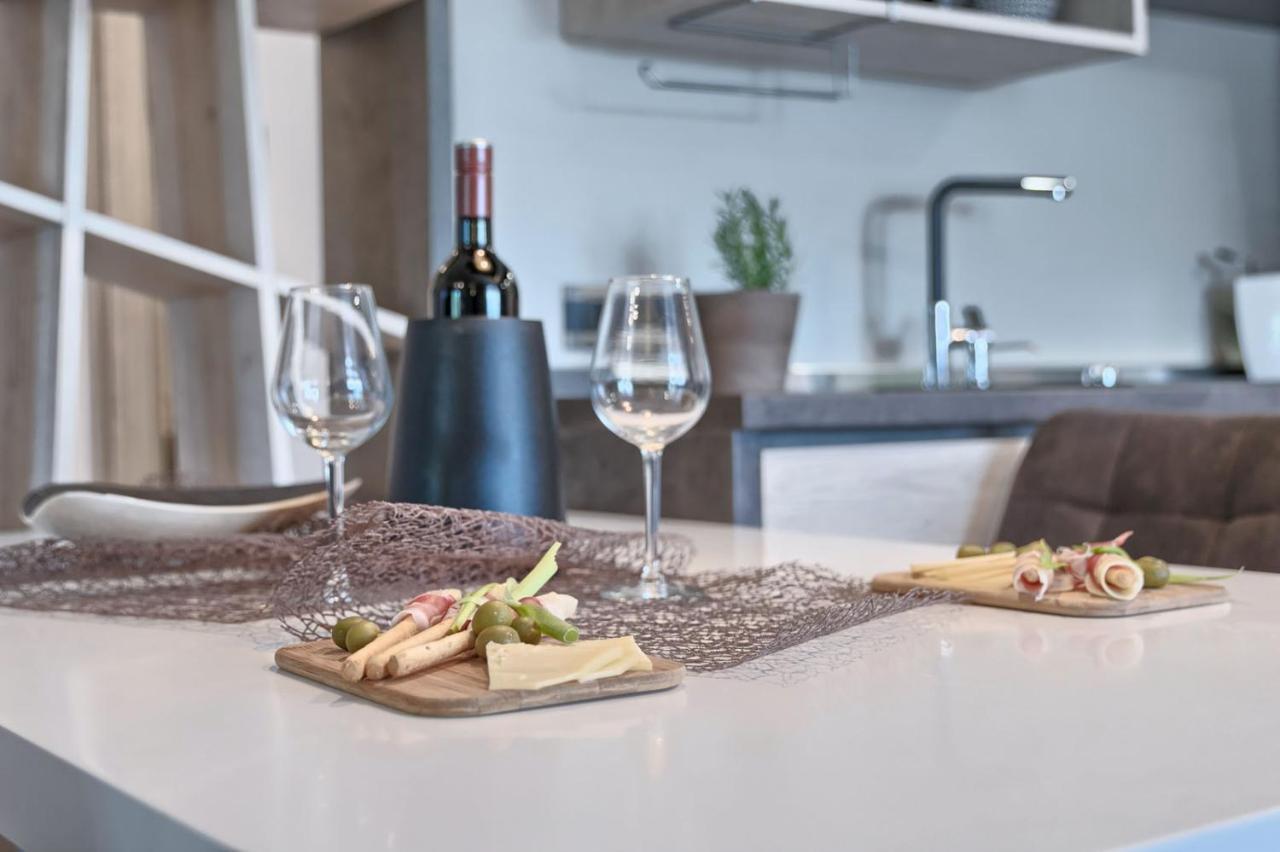 PUY Modern Oasis Apartment מראה חיצוני תמונה