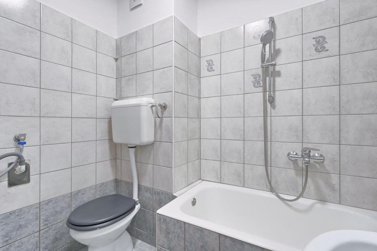 PUY Modern Oasis Apartment מראה חיצוני תמונה