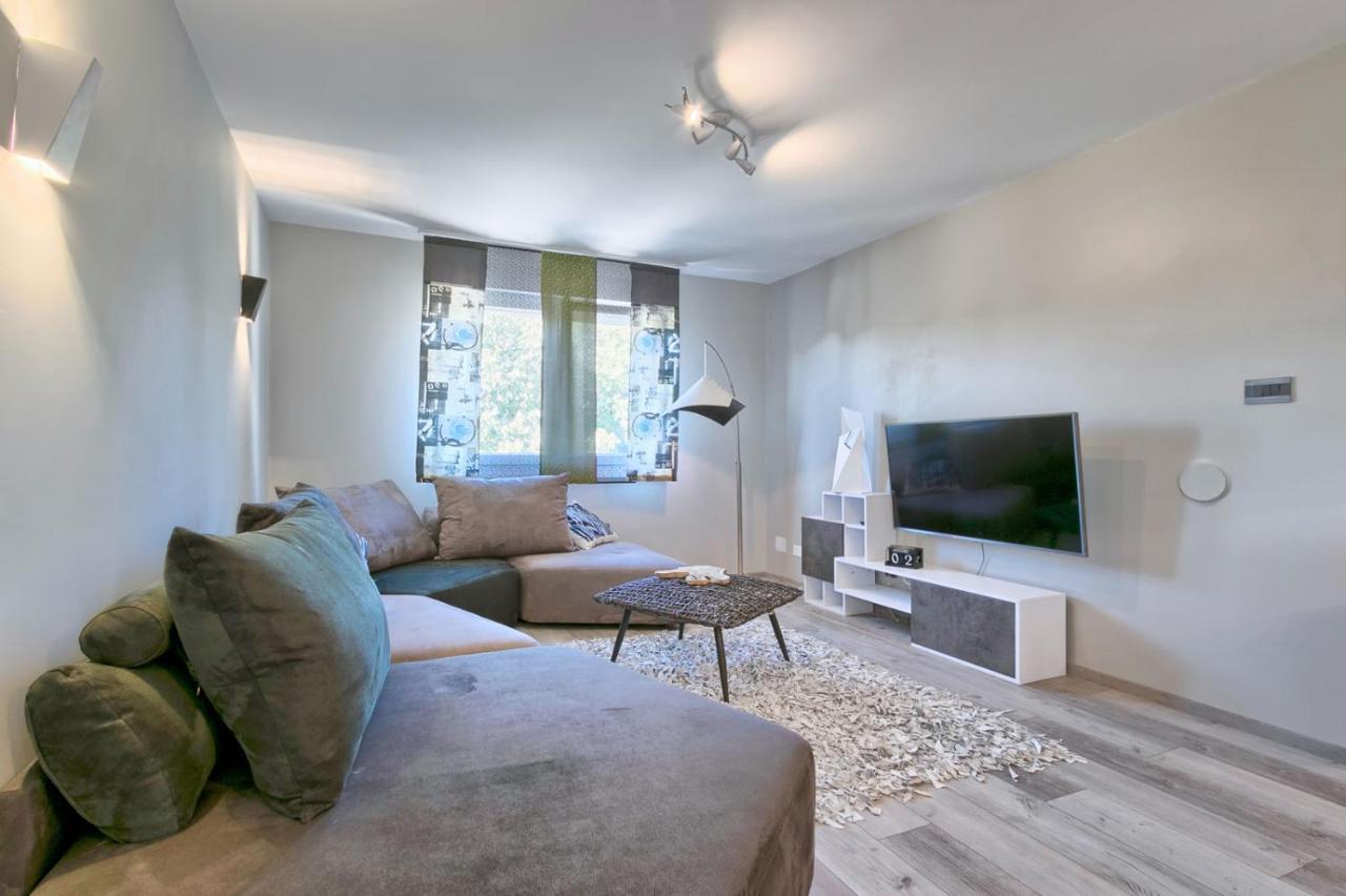 PUY Modern Oasis Apartment מראה חיצוני תמונה