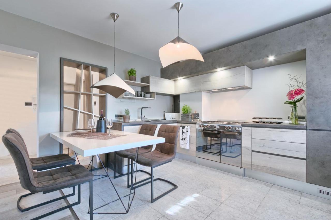 PUY Modern Oasis Apartment מראה חיצוני תמונה