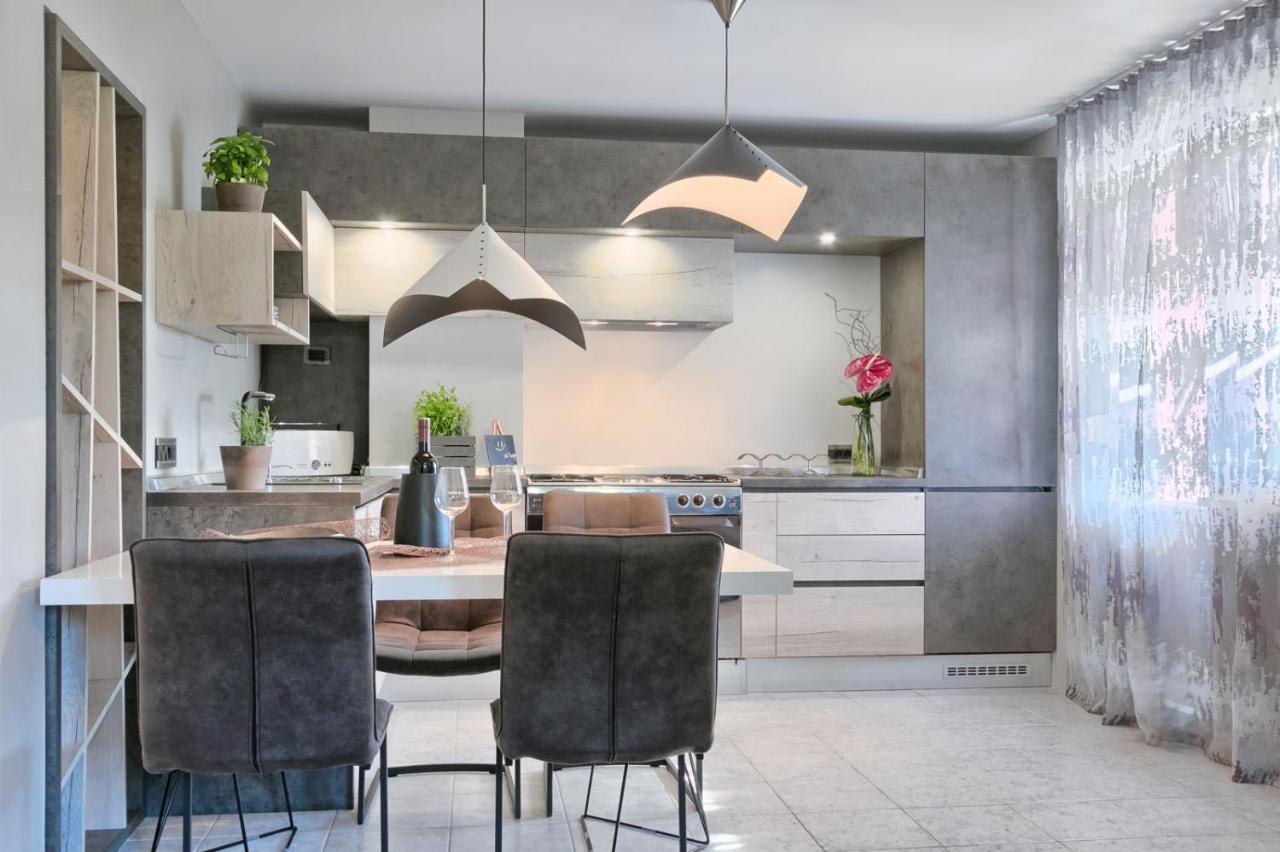 PUY Modern Oasis Apartment מראה חיצוני תמונה
