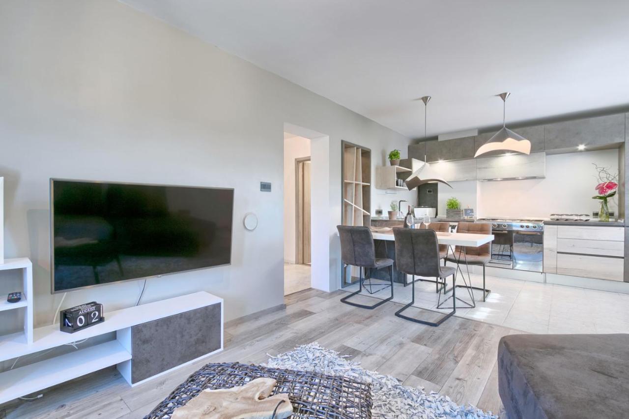 PUY Modern Oasis Apartment מראה חיצוני תמונה
